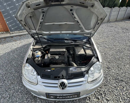 Серый Фольксваген Гольф, объемом двигателя 1.39 л и пробегом 236 тыс. км за 5999 $, фото 8 на Automoto.ua