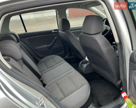Сірий Фольксваген Гольф, об'ємом двигуна 1.4 л та пробігом 195 тис. км за 5050 $, фото 8 на Automoto.ua