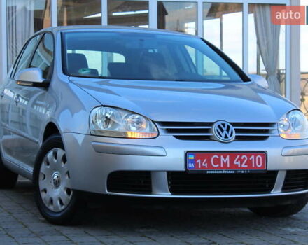 Серый Фольксваген Гольф, объемом двигателя 1.6 л и пробегом 195 тыс. км за 5890 $, фото 5 на Automoto.ua