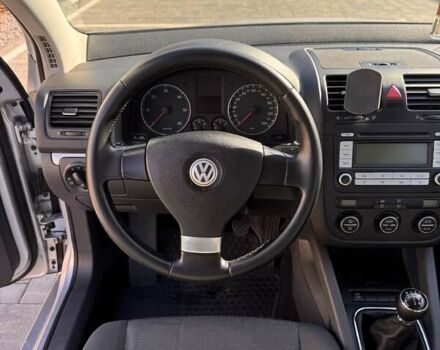 Серый Фольксваген Гольф, объемом двигателя 1.9 л и пробегом 410 тыс. км за 5800 $, фото 19 на Automoto.ua