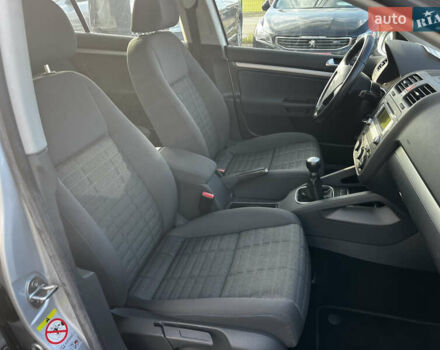 Сірий Фольксваген Гольф, об'ємом двигуна 1.4 л та пробігом 184 тис. км за 4899 $, фото 21 на Automoto.ua