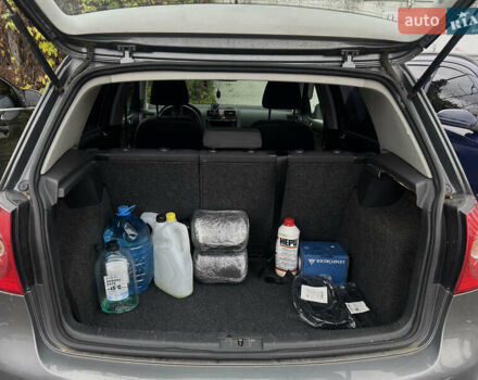 Серый Фольксваген Гольф, объемом двигателя 1.6 л и пробегом 220 тыс. км за 5800 $, фото 10 на Automoto.ua