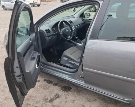 Сірий Фольксваген Гольф, об'ємом двигуна 1.4 л та пробігом 215 тис. км за 6500 $, фото 10 на Automoto.ua