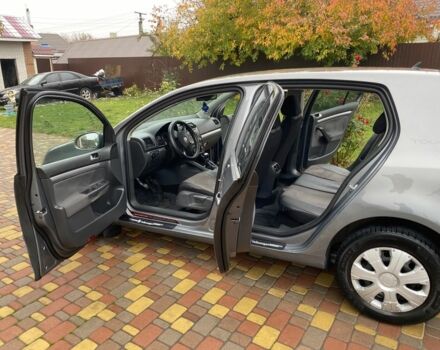 Сірий Фольксваген Гольф, об'ємом двигуна 1.4 л та пробігом 270 тис. км за 4100 $, фото 20 на Automoto.ua