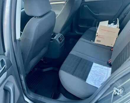 Сірий Фольксваген Гольф, об'ємом двигуна 1.6 л та пробігом 179 тис. км за 7544 $, фото 3 на Automoto.ua