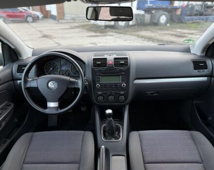 Серый Фольксваген Гольф, объемом двигателя 1.6 л и пробегом 198 тыс. км за 6500 $, фото 14 на Automoto.ua