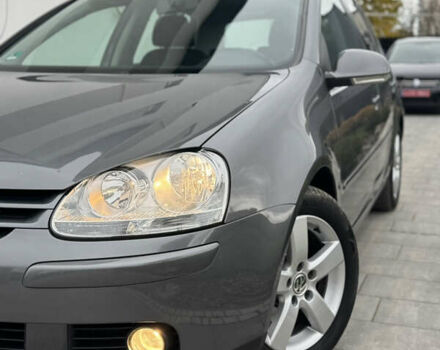 Сірий Фольксваген Гольф, об'ємом двигуна 1.6 л та пробігом 229 тис. км за 4750 $, фото 4 на Automoto.ua