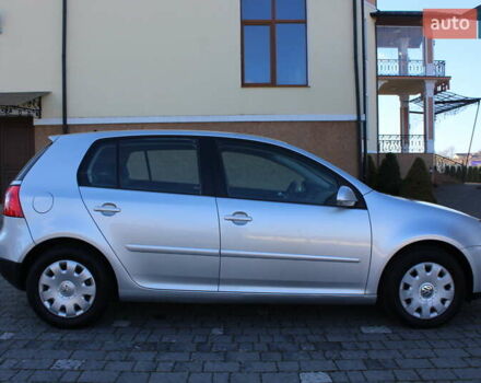 Серый Фольксваген Гольф, объемом двигателя 1.6 л и пробегом 195 тыс. км за 5890 $, фото 23 на Automoto.ua