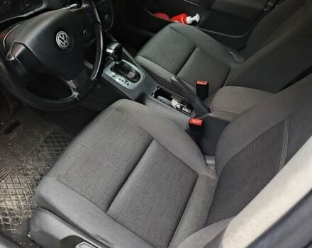 Серый Фольксваген Гольф, объемом двигателя 2 л и пробегом 138 тыс. км за 7800 $, фото 6 на Automoto.ua