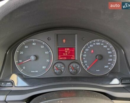 Серый Фольксваген Гольф, объемом двигателя 1.6 л и пробегом 244 тыс. км за 5950 $, фото 30 на Automoto.ua