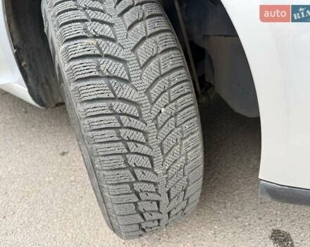 Серый Фольксваген Гольф, объемом двигателя 2.5 л и пробегом 247 тыс. км за 5700 $, фото 17 на Automoto.ua