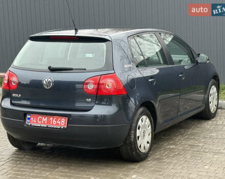 Сірий Фольксваген Гольф, об'ємом двигуна 1.6 л та пробігом 229 тис. км за 5555 $, фото 39 на Automoto.ua