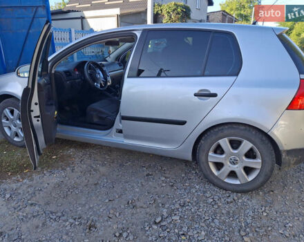 Фольксваген Гольф 2008 в Онуфриевке на Automoto.ua Серый Фольксваген Гольф, объемом двигателя 1.6 л и пробегом 245 тыс. км за 6200 $, фото 1 на Automoto.ua