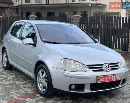 Сірий Фольксваген Гольф, об'ємом двигуна 1.4 л та пробігом 211 тис. км за 6850 $, фото 1 на Automoto.ua