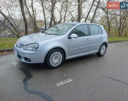 Серый Фольксваген Гольф, объемом двигателя 1.6 л и пробегом 280 тыс. км за 6500 $, фото 1 на Automoto.ua