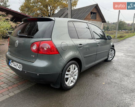 Серый Фольксваген Гольф, объемом двигателя 1.39 л и пробегом 275 тыс. км за 6250 $, фото 9 на Automoto.ua