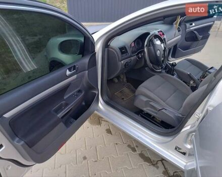 Сірий Фольксваген Гольф, об'ємом двигуна 1.9 л та пробігом 295 тис. км за 5300 $, фото 1 на Automoto.ua