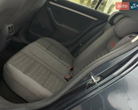 Сірий Фольксваген Гольф, об'ємом двигуна 1.6 л та пробігом 229 тис. км за 5555 $, фото 51 на Automoto.ua