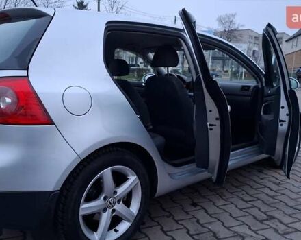 Серый Фольксваген Гольф, объемом двигателя 1.4 л и пробегом 242 тыс. км за 5500 $, фото 13 на Automoto.ua