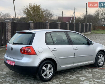 Сірий Фольксваген Гольф, об'ємом двигуна 1.4 л та пробігом 211 тис. км за 6850 $, фото 3 на Automoto.ua