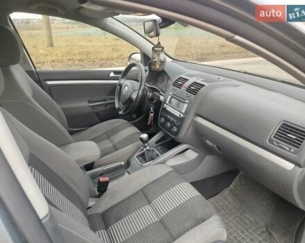 Сірий Фольксваген Гольф, об'ємом двигуна 1.4 л та пробігом 300 тис. км за 4700 $, фото 30 на Automoto.ua