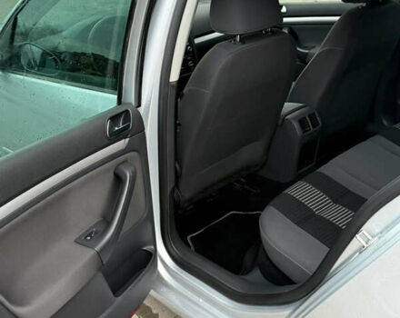 Серый Фольксваген Гольф, объемом двигателя 1.4 л и пробегом 251 тыс. км за 6450 $, фото 35 на Automoto.ua