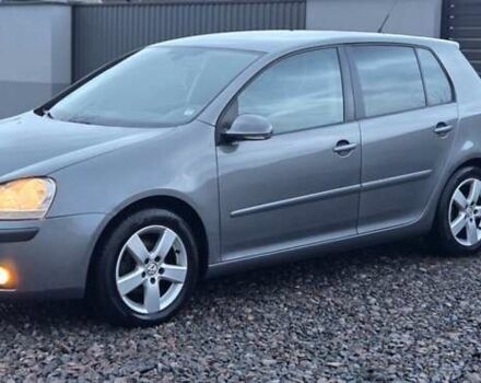 Серый Фольксваген Гольф, объемом двигателя 1.6 л и пробегом 256 тыс. км за 5799 $, фото 1 на Automoto.ua