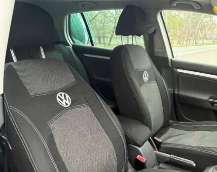 Серый Фольксваген Гольф, объемом двигателя 1.6 л и пробегом 320 тыс. км за 5500 $, фото 9 на Automoto.ua