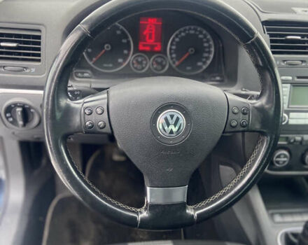 Серый Фольксваген Гольф, объемом двигателя 1.4 л и пробегом 231 тыс. км за 5950 $, фото 11 на Automoto.ua