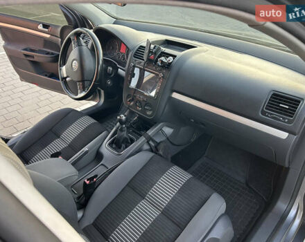 Сірий Фольксваген Гольф, об'ємом двигуна 1.39 л та пробігом 241 тис. км за 6199 $, фото 6 на Automoto.ua