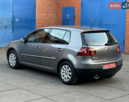 Серый Фольксваген Гольф, объемом двигателя 1.6 л и пробегом 232 тыс. км за 6799 $, фото 12 на Automoto.ua