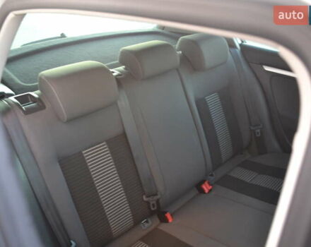 Сірий Фольксваген Гольф, об'ємом двигуна 1.6 л та пробігом 162 тис. км за 7200 $, фото 27 на Automoto.ua