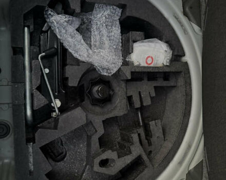 Серый Фольксваген Гольф, объемом двигателя 1.6 л и пробегом 170 тыс. км за 6600 $, фото 83 на Automoto.ua