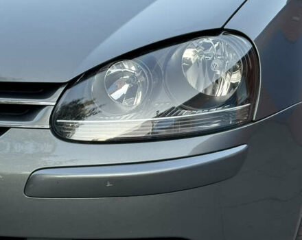 Серый Фольксваген Гольф, объемом двигателя 1.6 л и пробегом 232 тыс. км за 6799 $, фото 14 на Automoto.ua