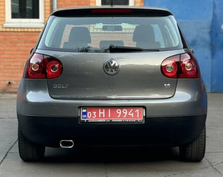 Серый Фольксваген Гольф, объемом двигателя 1.6 л и пробегом 232 тыс. км за 6799 $, фото 5 на Automoto.ua