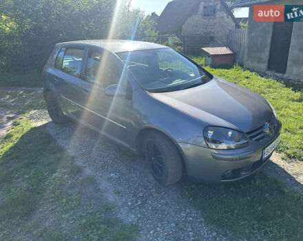 Сірий Фольксваген Гольф, об'ємом двигуна 1.6 л та пробігом 195 тис. км за 4800 $, фото 4 на Automoto.ua