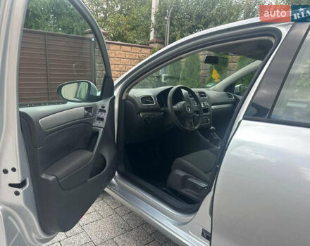 Серый Фольксваген Гольф, объемом двигателя 0 л и пробегом 180 тыс. км за 6800 $, фото 5 на Automoto.ua