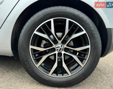 Сірий Фольксваген Гольф, об'ємом двигуна 1.4 л та пробігом 217 тис. км за 7800 $, фото 23 на Automoto.ua