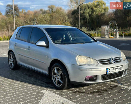 Серый Фольксваген Гольф, объемом двигателя 1.6 л и пробегом 270 тыс. км за 6000 $, фото 1 на Automoto.ua