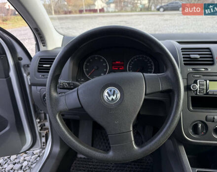 Сірий Фольксваген Гольф, об'ємом двигуна 1.6 л та пробігом 214 тис. км за 6200 $, фото 24 на Automoto.ua
