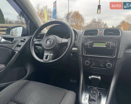 Серый Фольксваген Гольф, объемом двигателя 1.6 л и пробегом 231 тыс. км за 7400 $, фото 34 на Automoto.ua