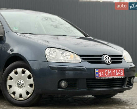 Сірий Фольксваген Гольф, об'ємом двигуна 1.6 л та пробігом 229 тис. км за 5555 $, фото 21 на Automoto.ua