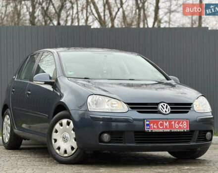Сірий Фольксваген Гольф, об'ємом двигуна 1.6 л та пробігом 229 тис. км за 5555 $, фото 17 на Automoto.ua