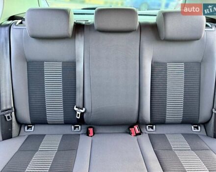 Сірий Фольксваген Гольф, об'ємом двигуна 1.6 л та пробігом 200 тис. км за 5790 $, фото 38 на Automoto.ua