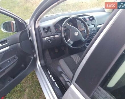 Серый Фольксваген Гольф, объемом двигателя 1.39 л и пробегом 192 тыс. км за 6300 $, фото 6 на Automoto.ua