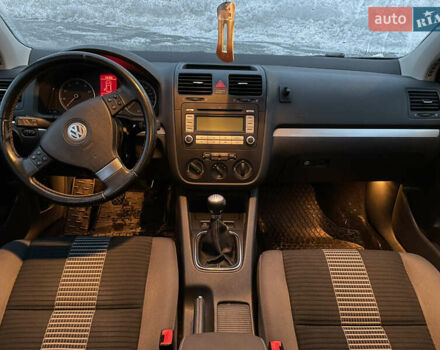 Сірий Фольксваген Гольф, об'ємом двигуна 1.6 л та пробігом 203 тис. км за 5700 $, фото 26 на Automoto.ua