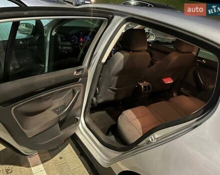 Серый Фольксваген Гольф, объемом двигателя 1.4 л и пробегом 204 тыс. км за 6100 $, фото 4 на Automoto.ua