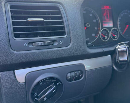 Сірий Фольксваген Гольф, об'ємом двигуна 1.6 л та пробігом 250 тис. км за 6799 $, фото 48 на Automoto.ua