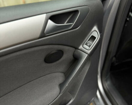 Серый Фольксваген Гольф, объемом двигателя 1.4 л и пробегом 217 тыс. км за 6300 $, фото 36 на Automoto.ua