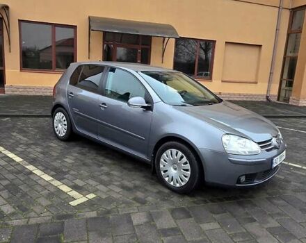 Серый Фольксваген Гольф, объемом двигателя 1.6 л и пробегом 299 тыс. км за 6390 $, фото 3 на Automoto.ua